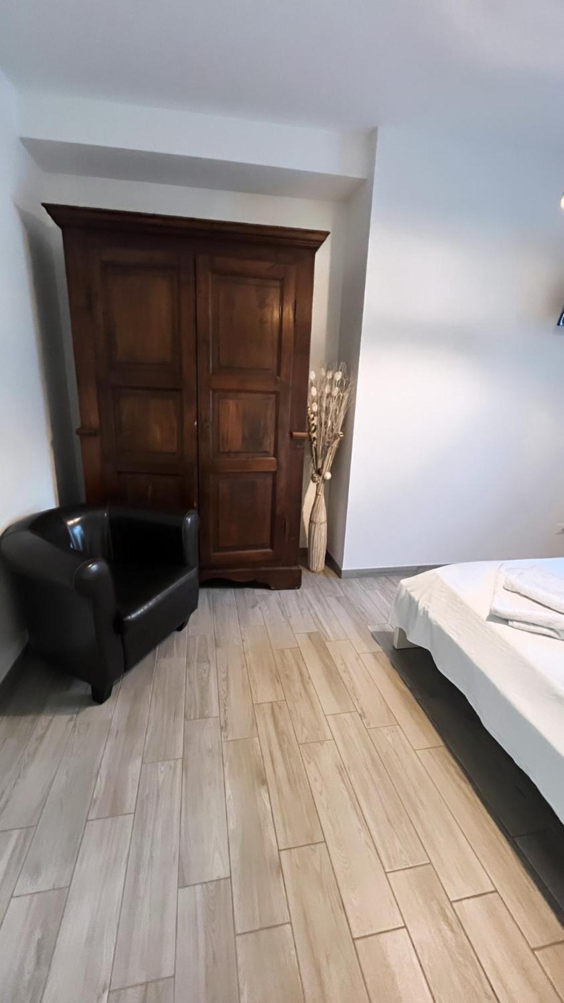 Apartmán Santa Caterina Crema Exteriér fotografie